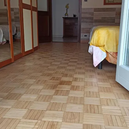 Casa Stella Terminal דירה *